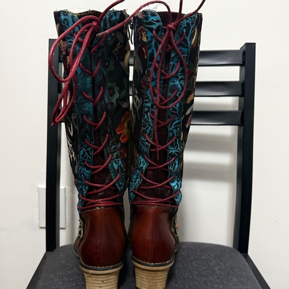 SOFFIA | FLORAL TIE-ACCENT KNEE-HIGH LEATHER BOOTS - Picture 9 of 12